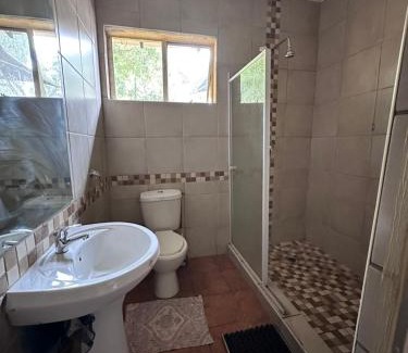 Croydon Apartment | 1 Malva rd, Croydon