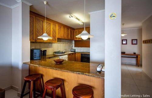 Umdloti Apartment | 100 m² Apartment ∙ 3 bedrooms ∙ 6 guests