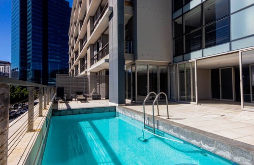 Cape Town City Centre Apartment | 100 m² Apartment ∙ 3 bedrooms ∙ 6 guests