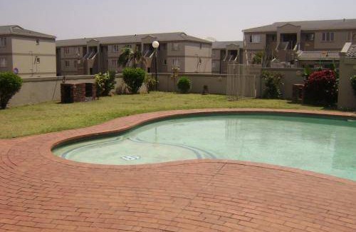 Durban Beachfront Apartment | 100 m² Apartment ∙ 2 bedrooms ∙ 4 guests