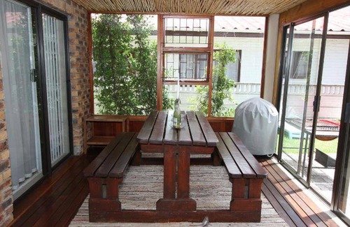 Voelklip Apartment | 100 m² Apartment ∙ 3 bedrooms ∙ 7 guests