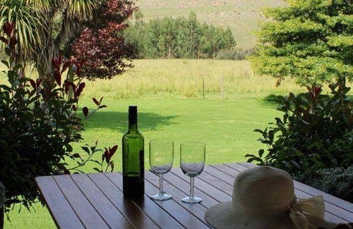 Dullstroom Apartment | 100 m² Apartment ∙ 3 bedrooms ∙ 6 guests
