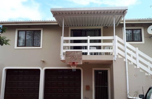 Durban North Apartment | 100 m² Apartment ∙ 2 bedrooms ∙ 4 guests