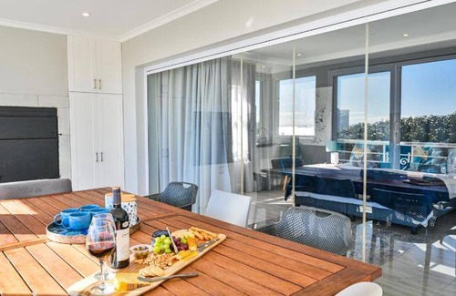 Humewood Bed & Breakfast | 100 m² Bed and breakfast ∙ 2 bedrooms ∙ 4 guests