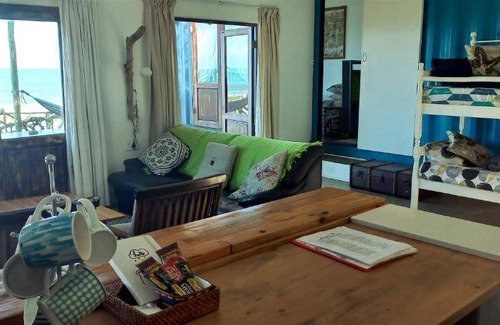 Pumula House | 100 m² House ∙ 2 bedrooms ∙ 6 guests
