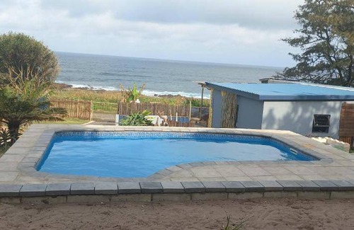 Pumula House | 100 m² House ∙ 2 bedrooms ∙ 6 guests