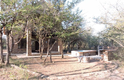 Marloth Park House | 100 m² House ∙ 3 bedrooms ∙ 8 guests