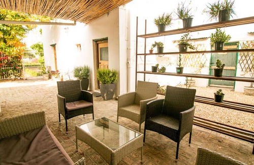Graaff-Reinet House | 100 m² House ∙ 2 bedrooms ∙ 4 guests
