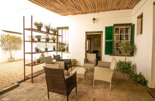 Graaff-Reinet House | 100 m² House ∙ 2 bedrooms ∙ 4 guests