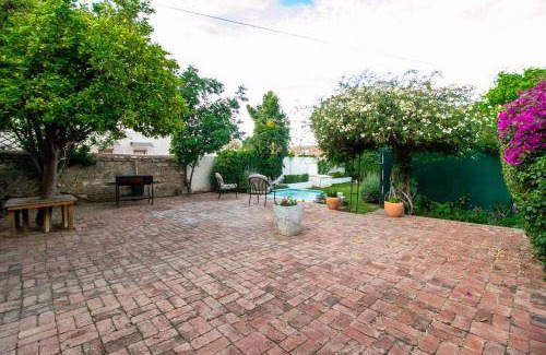 Graaff-Reinet House | 100 m² House ∙ 4 bedrooms ∙ 8 guests