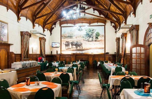 Buffelspoort Resort | 100 m² Resort ∙ 3 bedrooms ∙ 8 guests