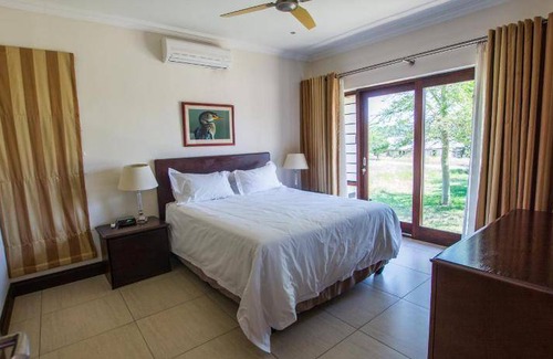 Hazyview Resort | 100 m² Resort ∙ 4 bedrooms ∙ 8 guests