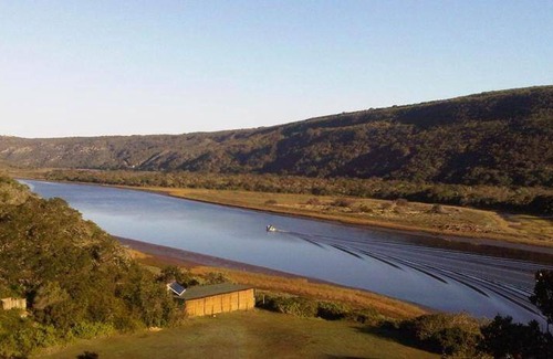 Port Beaufort Other | 100 m² Tent ∙ 1 bedroom ∙ 8 guests