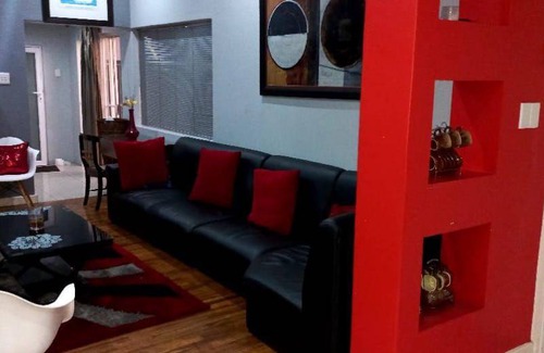 Goodwood House | 1000 m² House ∙ 2 bedrooms ∙ 6 guests