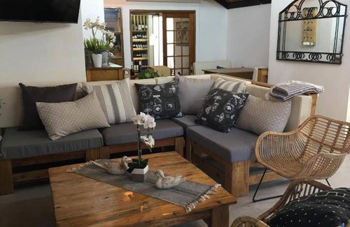 Ladybrand Bed & Breakfast | 105 m² Bed and breakfast ∙ 2 bedrooms ∙ 127 guests