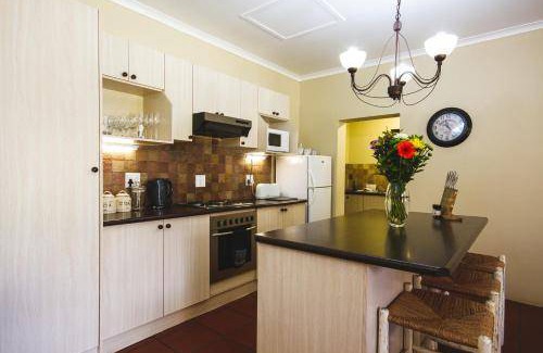 Swellendam Ski Chalet | 107 m² Chalet ∙ 3 bedrooms ∙ 5 guests