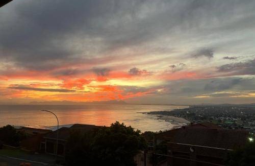 Mountainside Apartment | 108 m² Apartment ∙ 2 bedrooms ∙ 4 guests