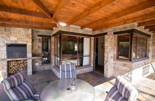 Dullstroom Apartment | 110 m² Apartment ∙ 2 guests