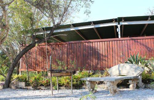 Nelspruit House | 110 m² House ∙ 3 bedrooms ∙ 5 guests