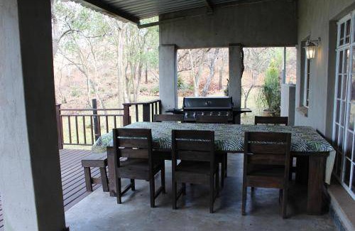 Nelspruit House | 110 m² House ∙ 3 bedrooms ∙ 5 guests