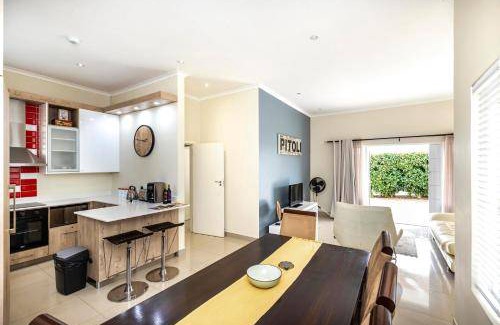 Beacon Bay Hotel | 114 m² Hotel ∙ 2 bedrooms ∙ 4 guests