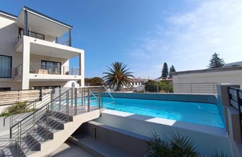 Hermanus City-Centre Apartment | 116 The Esplanade
