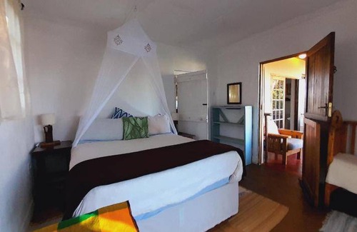 Port St Johns Cabin | 12 m² Lodge ∙ 2 bedrooms ∙ 4 guests