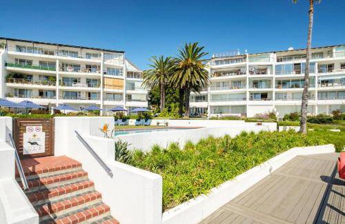 Mouille Point Apartment | 120 m² Apartment ∙ 3 bedrooms ∙ 6 guests