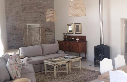 Prince Albert Apartment | 120 m² Apartment ∙ 1 bedroom ∙ 4 guests