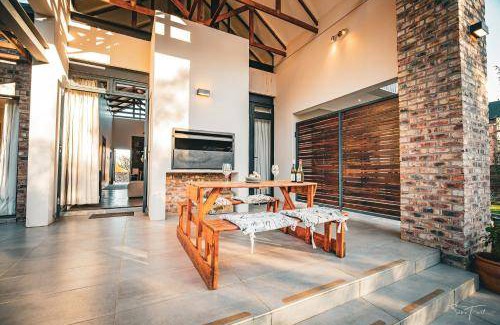 Clarens Apartment | 120 m² Apartment ∙ 2 bedrooms ∙ 4 guests