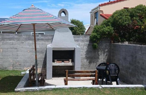 Franskraal Apartment | 120 m² Apartment ∙ 2 bedrooms ∙ 4 guests