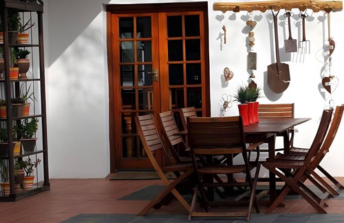 Bloemfontein Bed & Breakfast | 120 m² Bed and breakfast ∙ 2 bedrooms ∙ 5 guests