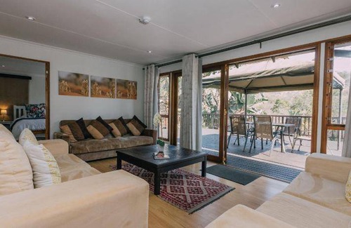 Nelspruit Bed & Breakfast | 120 m² Bed and breakfast ∙ 127 guests