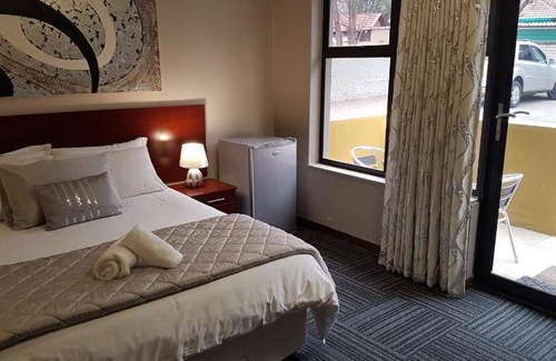 Brandwag Bed & Breakfast | 120 m² Bed and breakfast ∙ 4 guests