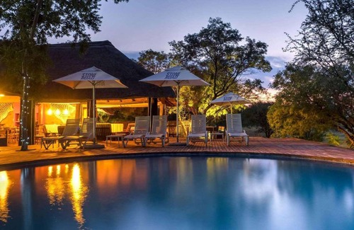 Beestekraal Cabin | 120 m² Lodge ∙ 4 bedrooms ∙ 10 guests