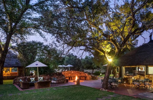 Beestekraal Cabin | 120 m² Lodge ∙ 4 bedrooms ∙ 10 guests