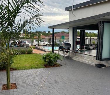 Thohoyandou Villa | 120 m² Villa ∙ 2 bedrooms ∙ 4 guests