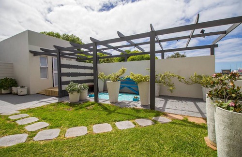 L'Agulhas Bed & Breakfast | 125 m² Bed and breakfast ∙ 2 bedrooms ∙ 127 guests