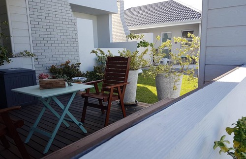 L'Agulhas Bed & Breakfast | 125 m² Bed and breakfast ∙ 2 bedrooms ∙ 127 guests