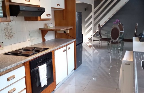 Waterfall House | 130 m² House ∙ 2 bedrooms ∙ 4 guests