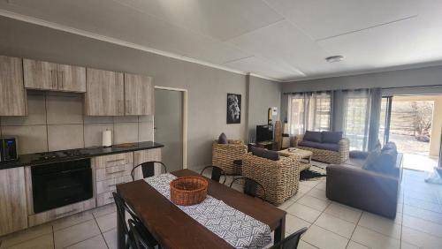 Marloth Park House | 130 m² House ∙ 2 bedrooms ∙ 6 guests
