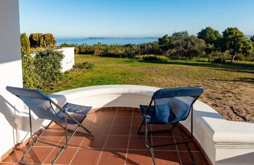 Keurboomstrand Villa | 130 m² Villa ∙ 2 bedrooms ∙ 4 guests