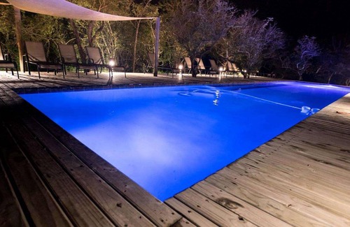 Embonisweni Cabin | 135 m² Lodge ∙ 4 guests