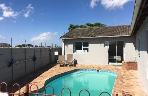 Ottery Bed & Breakfast | 14 m² Bed and breakfast ∙ 5 bedrooms ∙ 10 guests