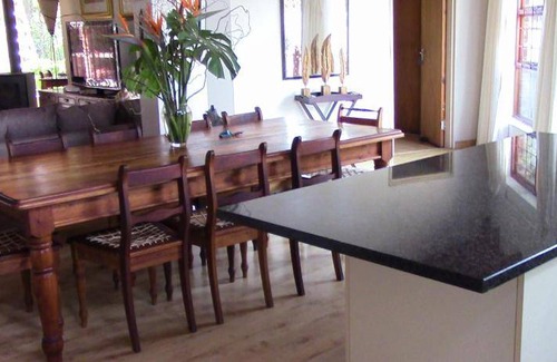 Storms River Apartment | 140 m² Apartment ∙ 4 bedrooms ∙ 8 guests