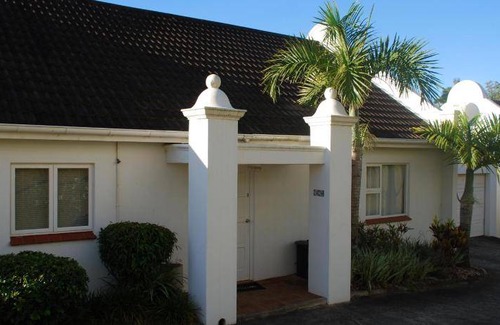 Port Edward Villa | 140 m² Villa ∙ 3 bedrooms ∙ 6 guests