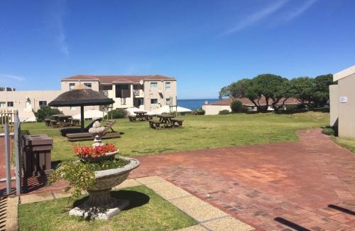 Hermanus Apartment | 142 hermanus beach club