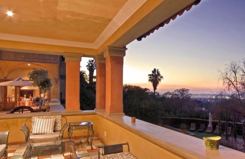 Pretoria Bed & Breakfast | 150 m² Bed and breakfast ∙ 4 guests