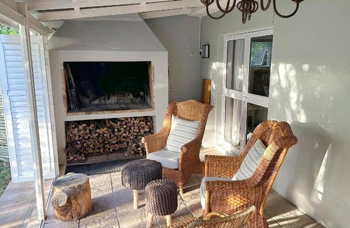 Onrus House | 150 m² House ∙ 3 bedrooms ∙ 6 guests
