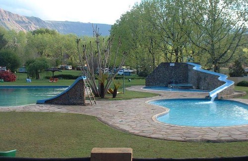 Cathkin Park Resort | 150 m² Resort ∙ 5 bedrooms ∙ 12 guests